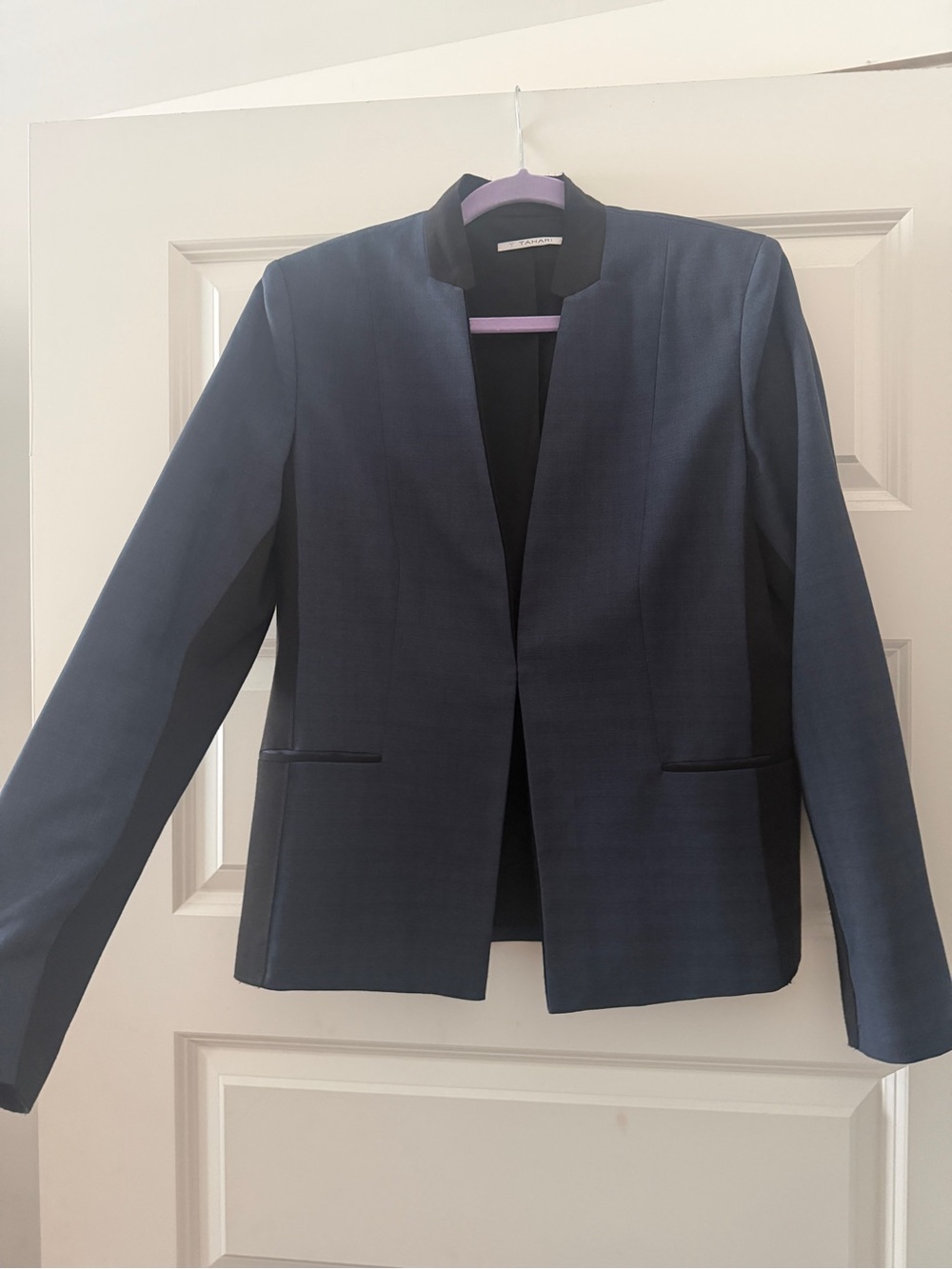 T Tahari Navy Collarless Women's Blazer